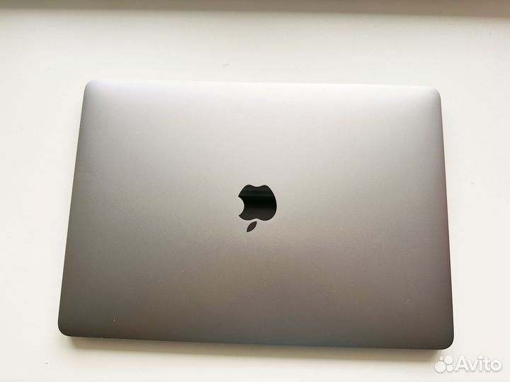 Apple macbook pro 13 2020 i5/8/256