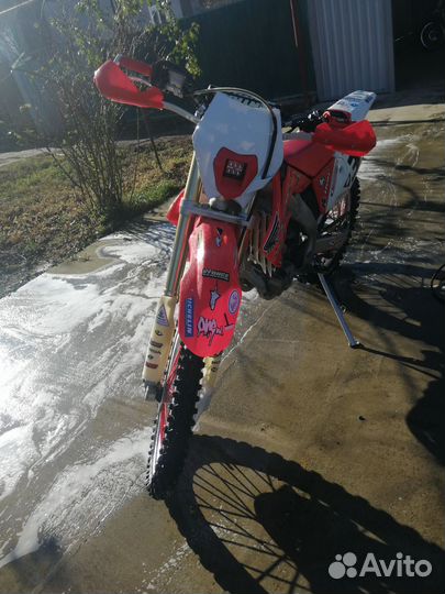 Мотоцикл хонда CRF 250х
