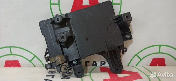 Площадка под акб Mitsubishi Colt Z34A 4A90 2006