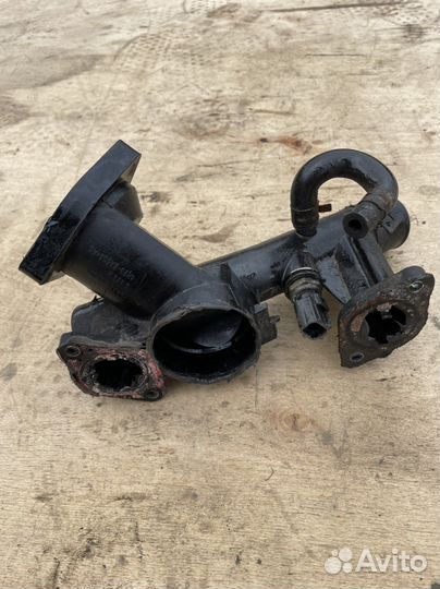 Рейндж ровер спорт 1 корпус термостата 4.4