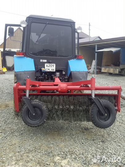 Трактора мтз С щеткой И фронтальным погрузчиком