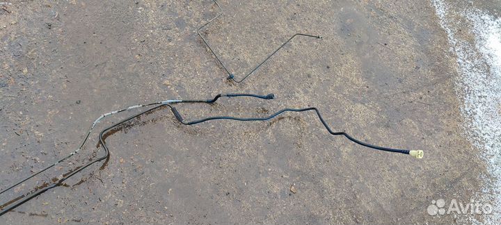 Топливные и тормозные трубки w639 Mercedes Benz