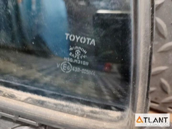 Стекло лобовое задний левый toyota prius PHV