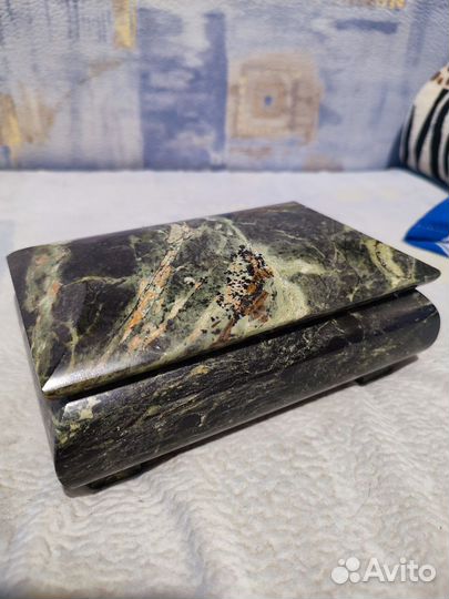 Шкатулка змеевик