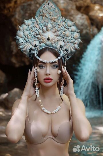 Кокошник из ракушек