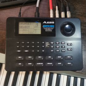 Alesis SR 16