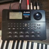 Alesis SR 16