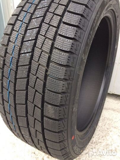 Grenlander L-Snow96 225/55 R17