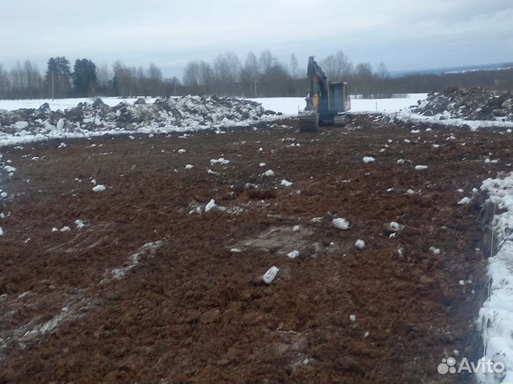 Гусеничный экскаватор volvo