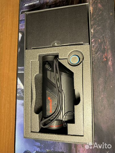 Тепловизор Levenhuk Fatum Z250