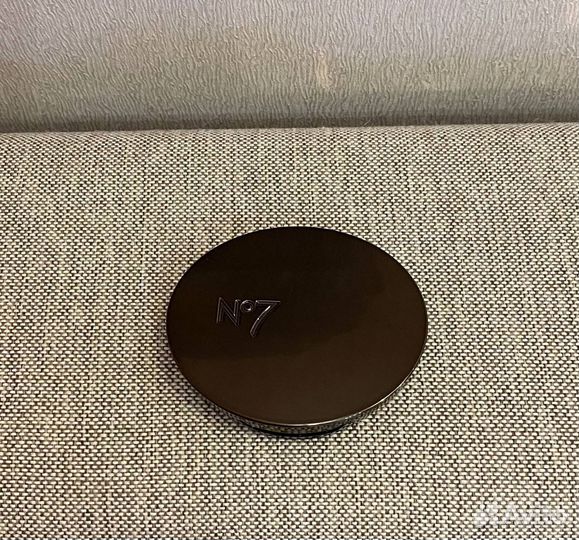 Новая матирующая пудра No7 для чувствительной кожи