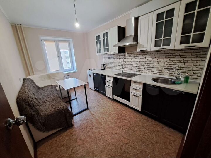 1-к. квартира, 38 м², 4/10 эт.