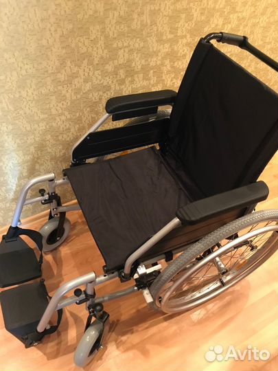 Кресло-коляска инвалидная