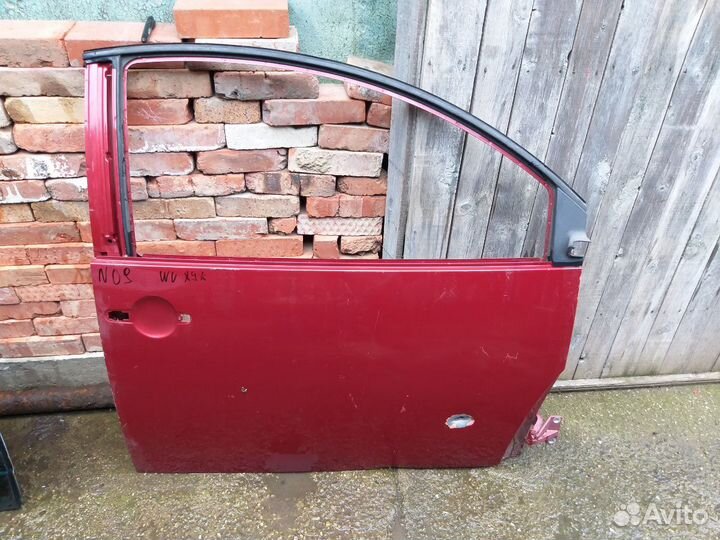 Дверь правая Volkswagen Beetle (фольксваген битл)