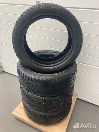 Yokohama Ice Guard IG65 215/50 R17 95T