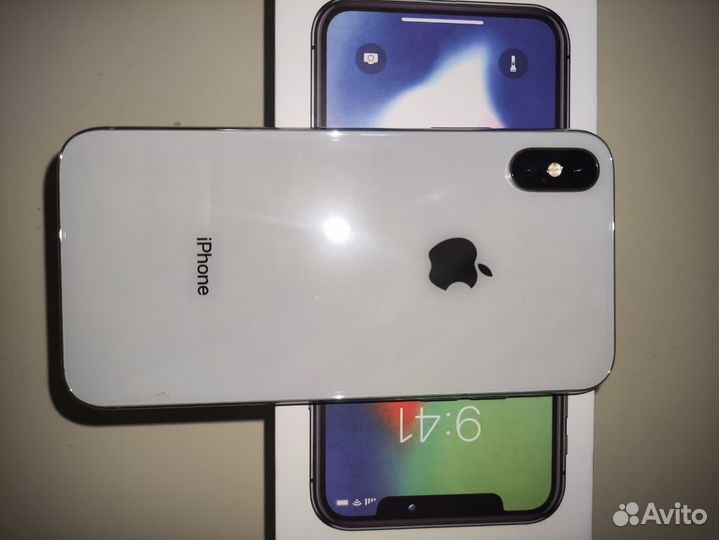 iPhone X, 64 ГБ