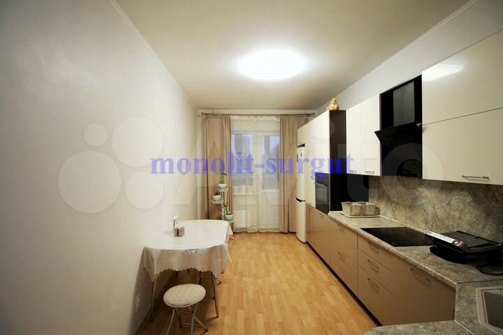 2-к. квартира, 72 м², 4/17 эт.