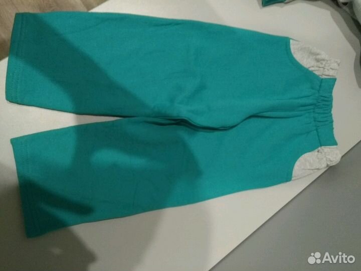 Новый костюм, на флисе для девочки р.104