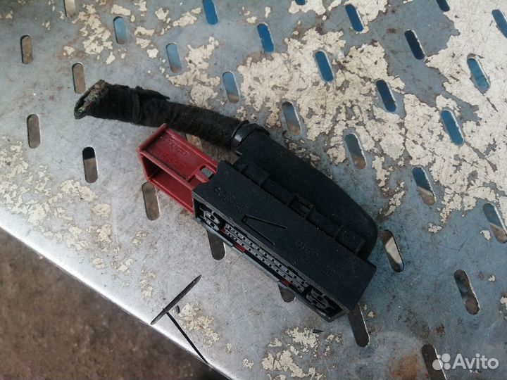 Разъем блока ABS Opel Astra H Zafira B