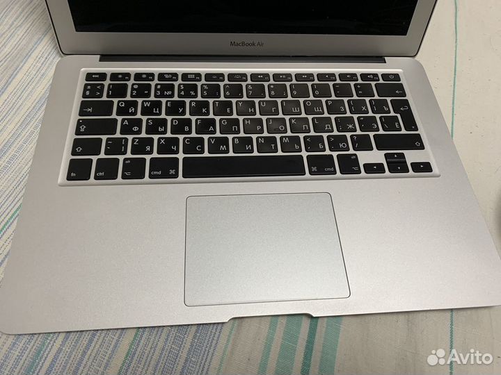 MacBook air 2017 i5 8gb 128ssd не включается