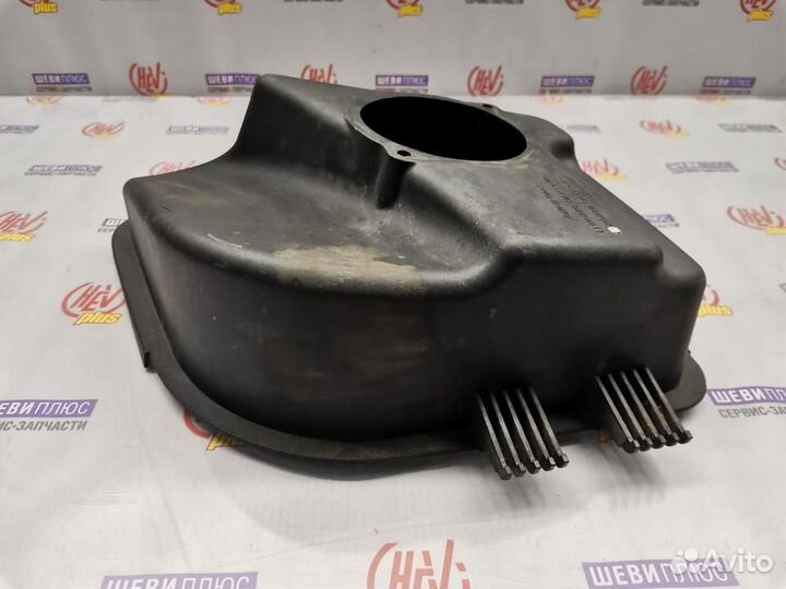 Корпус воздушного фильтра Cadillac SRX