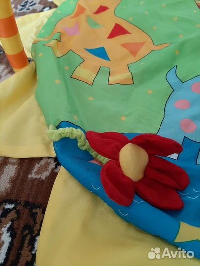 Развивающий коврик