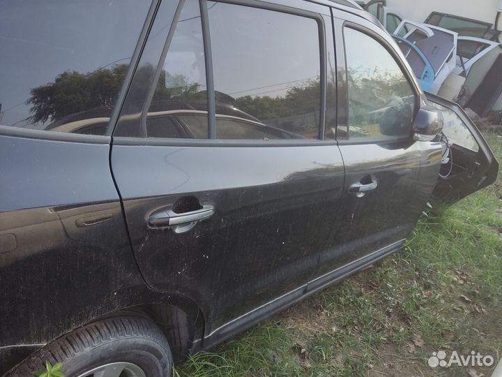 Задняя правая дверь hyundai santa fe