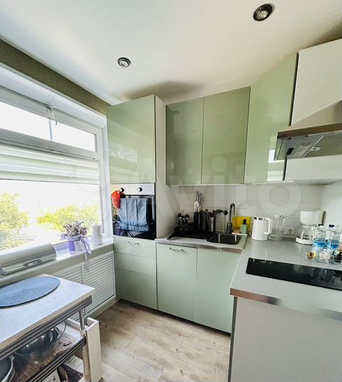 2-к. квартира, 42 м², 3/5 эт.