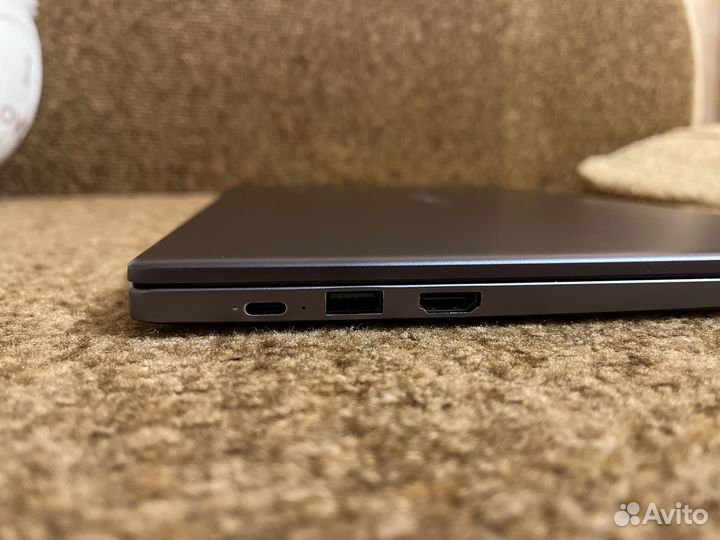 Ноутбук huawei matebook