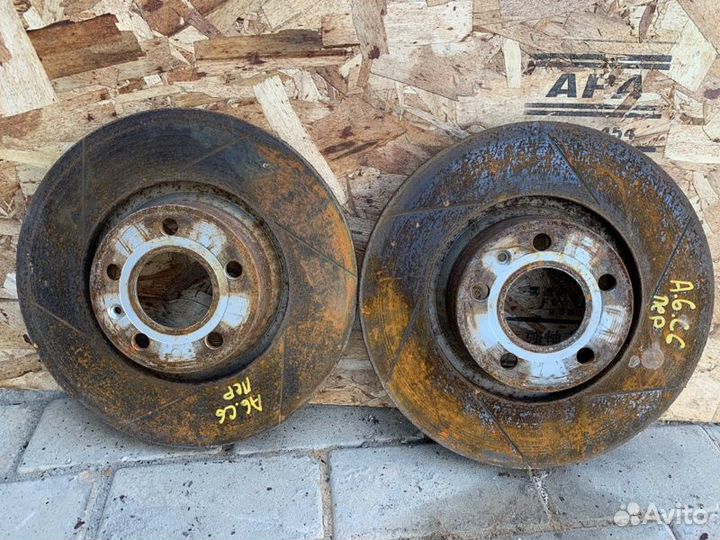 Тормозной диск передний Audi А6 C6 2.8 CCE