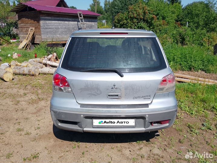 Mitsubishi Outlander 2.0 МТ, 2003, 341 290 км