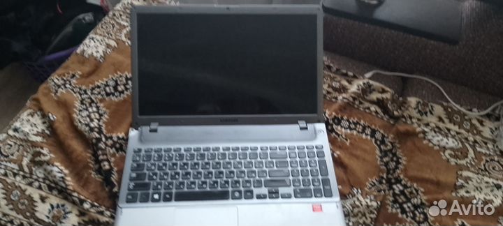 Ноутбук samsung
