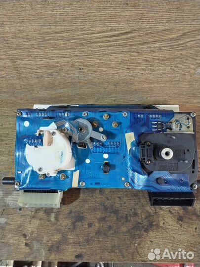 Приборная панель golf 2