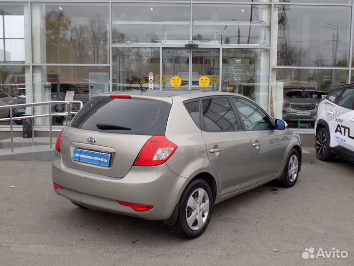 Kia Ceed 1.6 МТ, 2012, 358 201 км