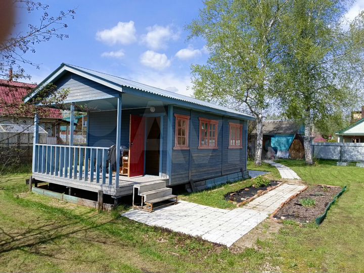 Дача 32 м² на участке 6 сот.