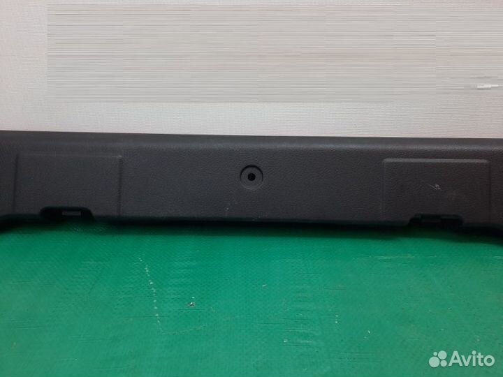 Накладка проема багажника задняя Mitsubishi Lancer