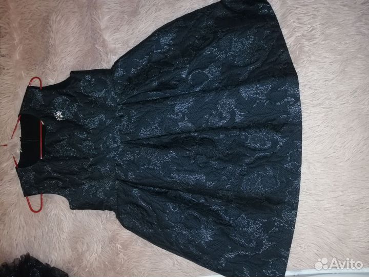 Платье из парчи