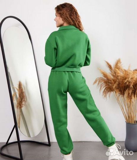 Спортивный костюм женский утепленный