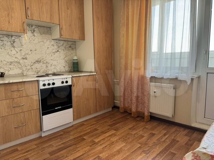 1-к. квартира, 38 м², 8/16 эт.