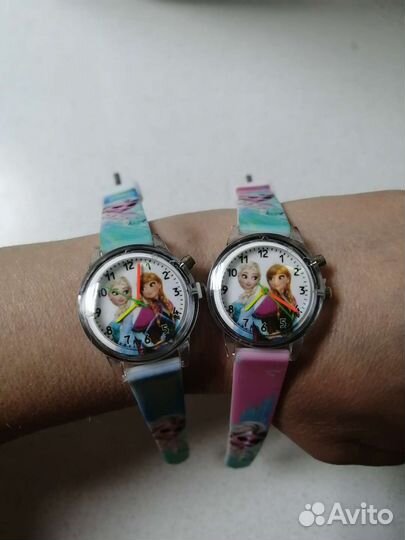 Часы с подсветкой Эльза холодное сердце