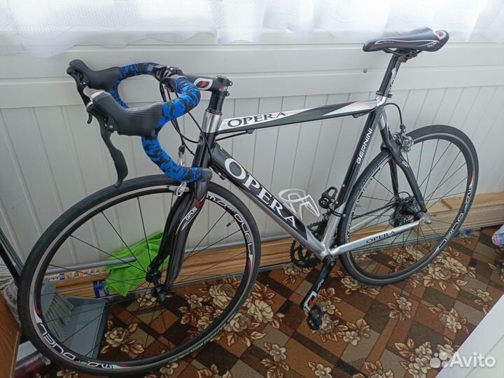 Шоссейный велосипед opera