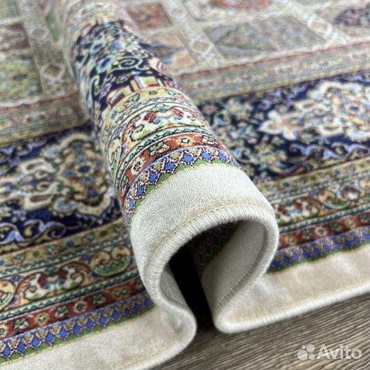 Ковер иранский шелковый новый