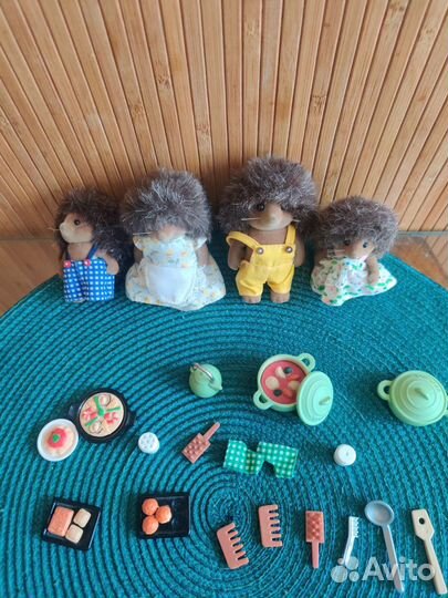 Коллекционные игрушки Ёжики Sylvanian Families