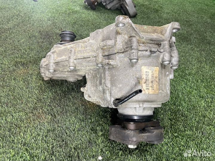 Раздаточная коробка Bmw X5 E70 N55B30 2010