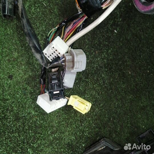 Проводка подкапотная Toyota Chaser JZX105 1JZ-GE