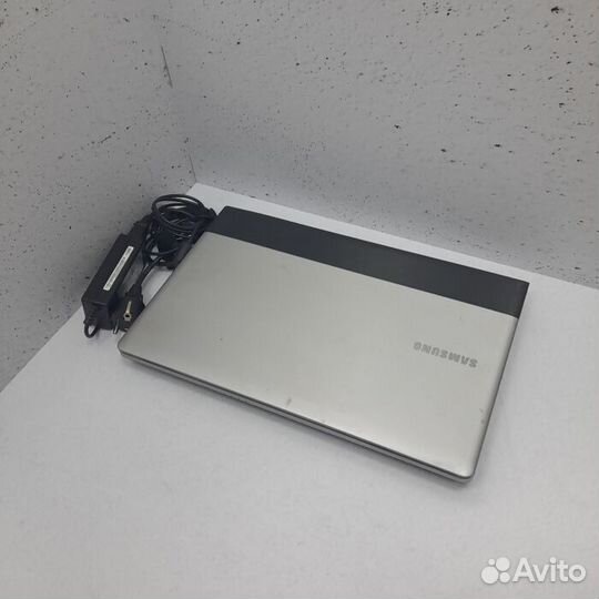 Ноутбук Samsung NP300E5A (7427)