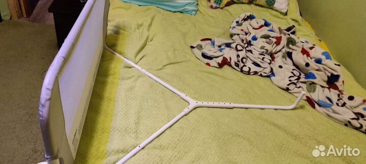 Бортик на кровать