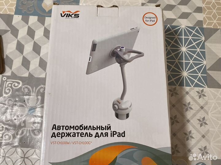 Автомобильный держатель для iPad