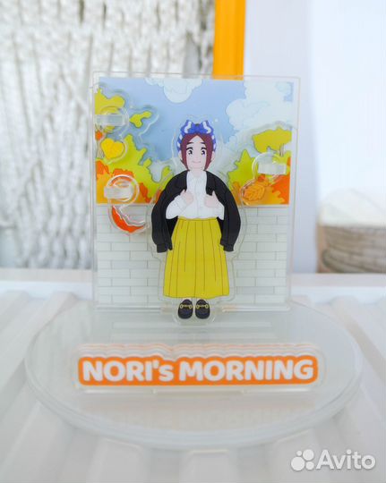 Pop mart Nori's morning акриловый стенд