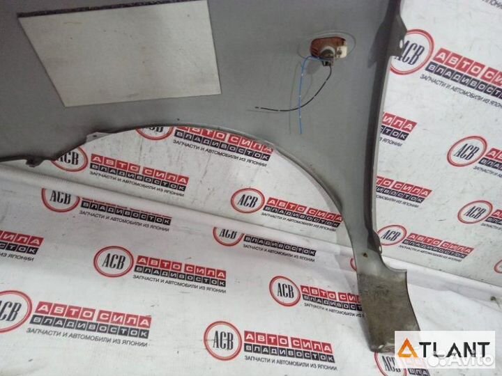 Крыло переднее правое mitsubishi dion